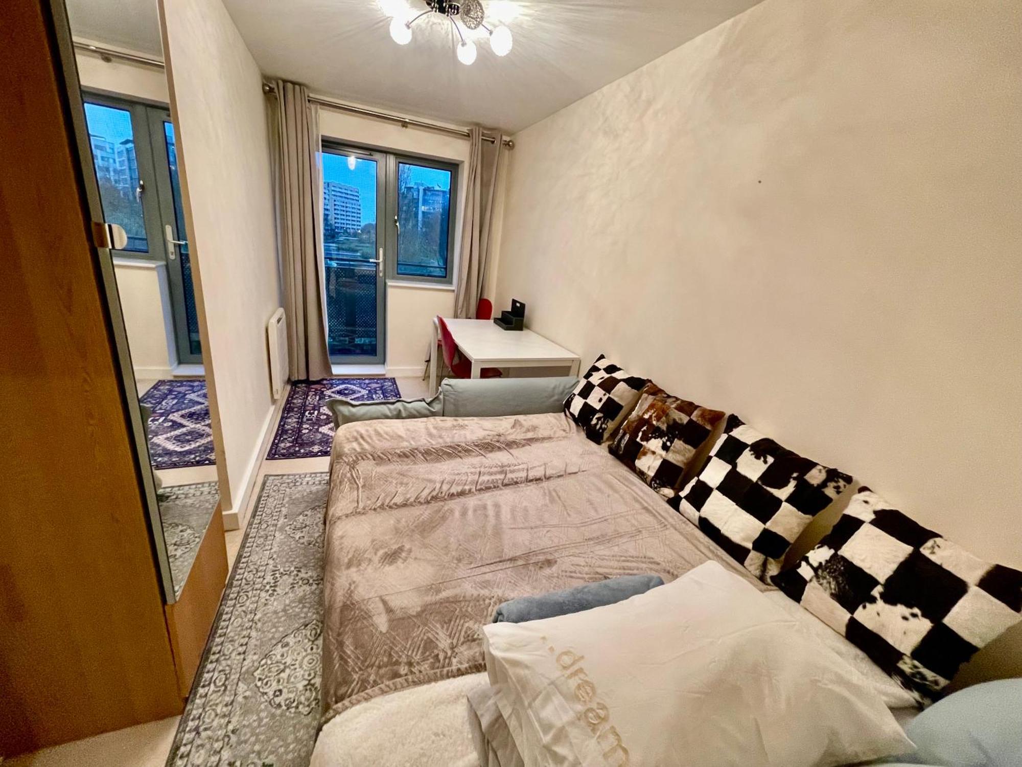 Luxury 2 Bedroom Apartment- View - Free Parking - Wembley Stadium 5km Appartement